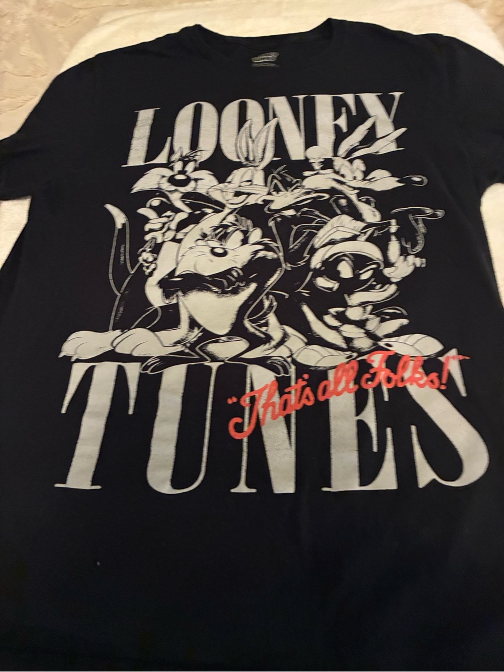 Pre-owned Warner Bros. Looney Tunes Black & White Character Print Tee Red script